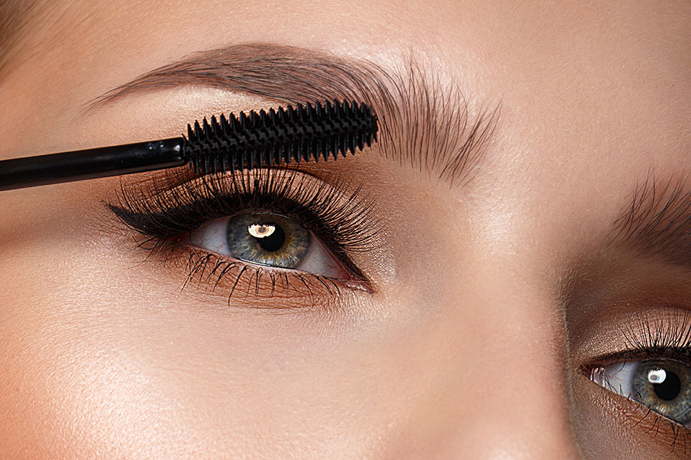 4 Tips to Make Mascara Last Longer